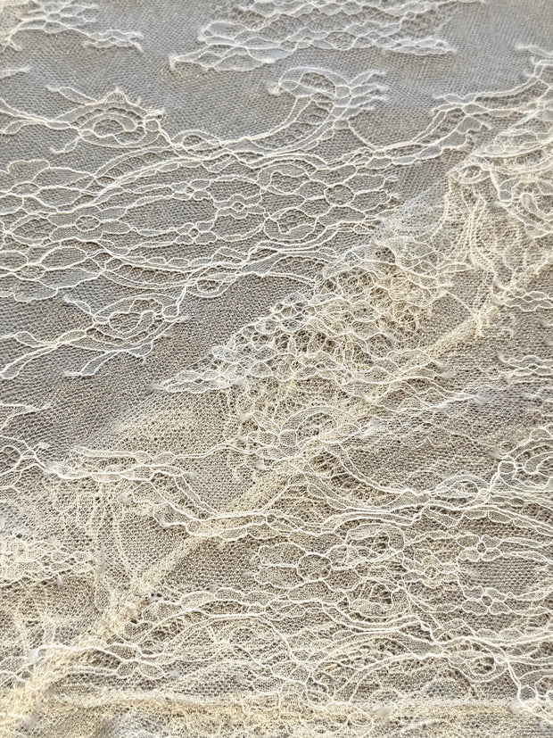 【先行予約】レーススカーフ White