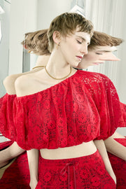 【先行予約】レースワンショルトップ Red