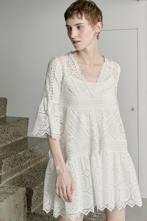 【先行予約】レースワンピース White