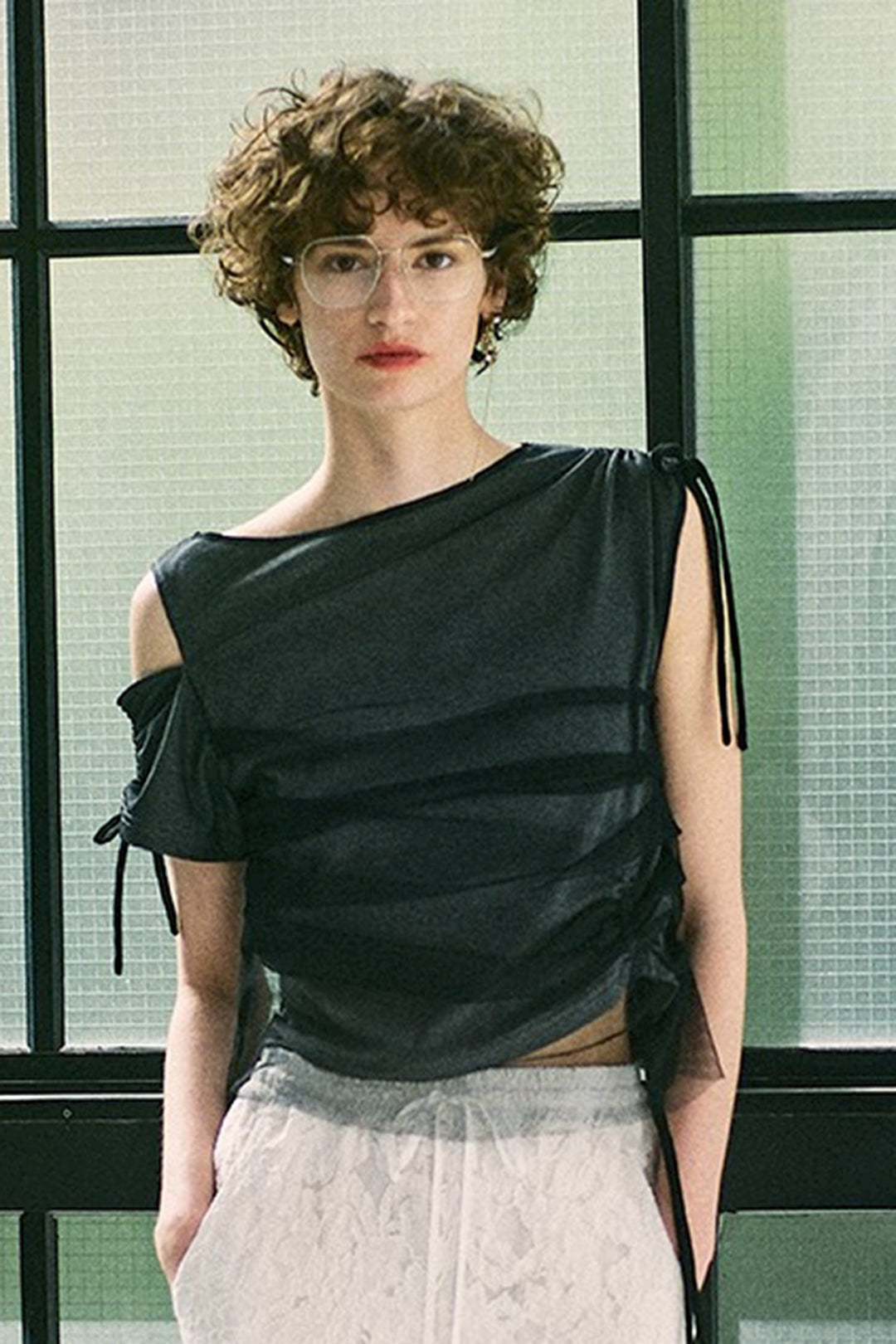 Asymmetry Tulle Top Black – WRINN OFFICIAL