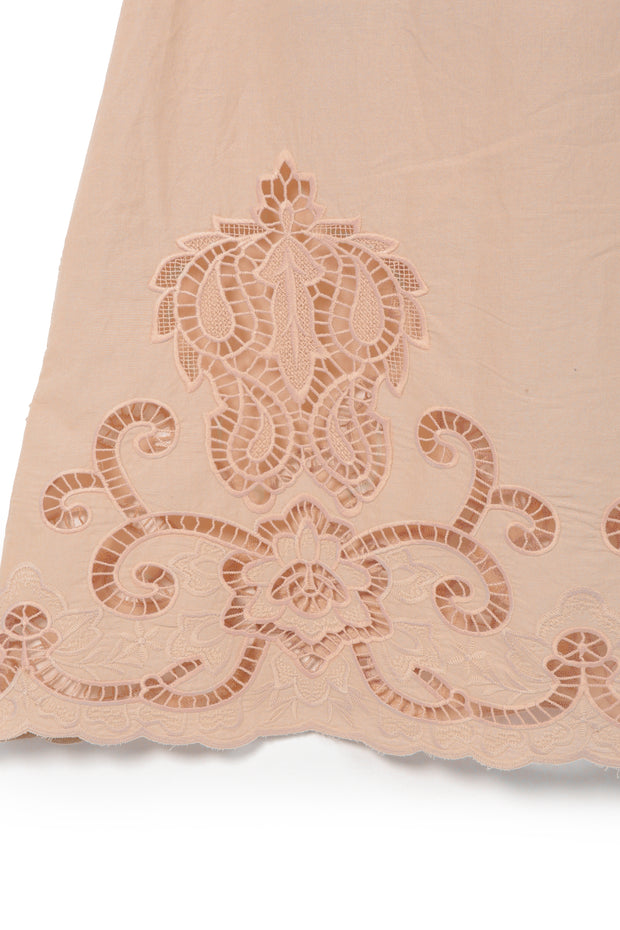 【先行予約】刺繍レースドレス Beige