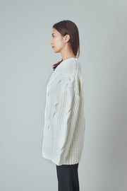 Hand Knit Pullover Off White